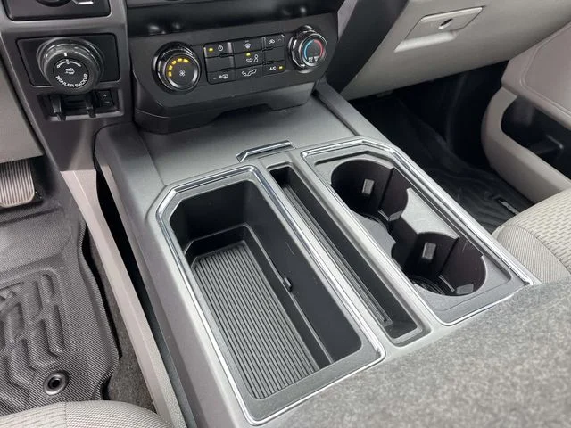 Used 2019 Silver Ford XLT image 31