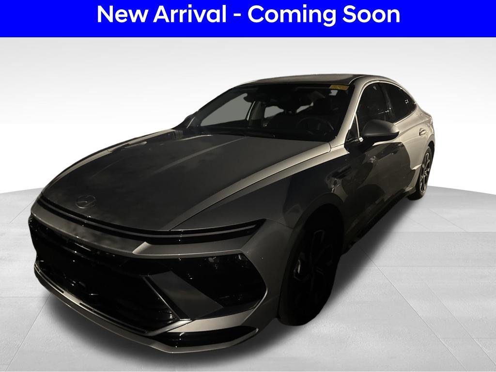 Certified Used 2024 Silver Hyundai SEL image 2