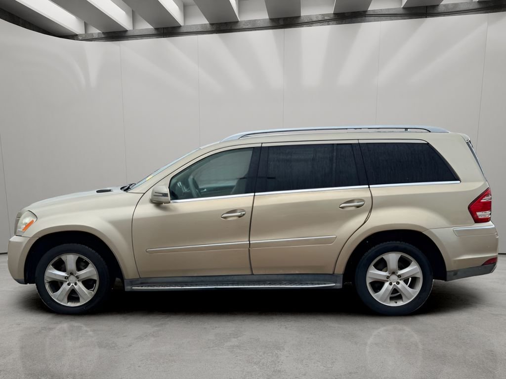 Used 2012 Pearl Beige Metallic Mercedes-Benz GL450 4MATIC® image 3