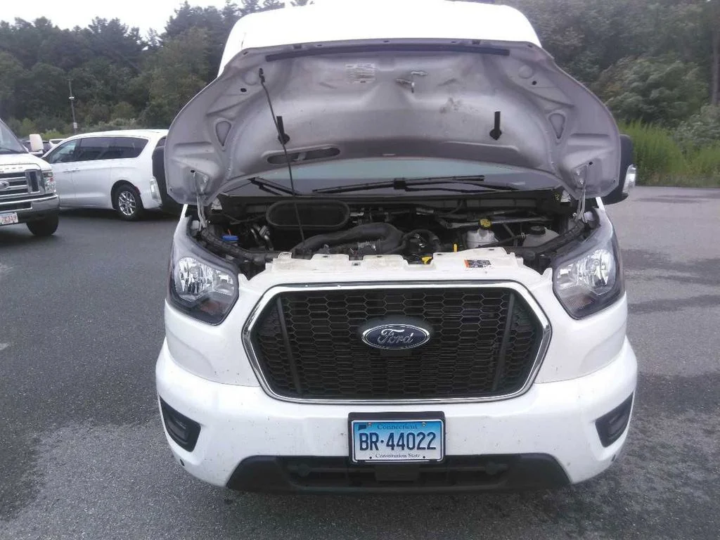 Used 2024 White Ford XLT image 11