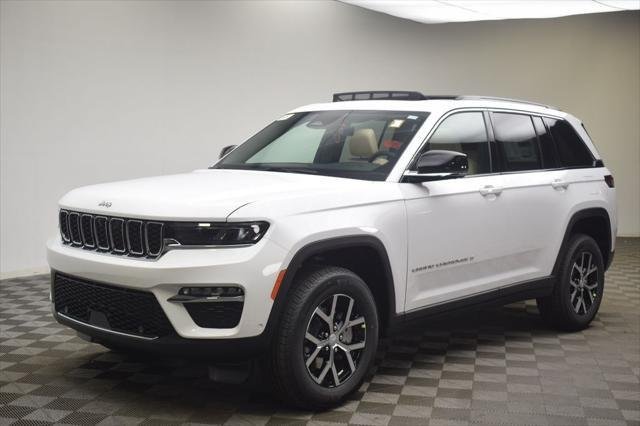 New 2025 Bright White Clear-Coat Exterior Paint Jeep Limited image 16