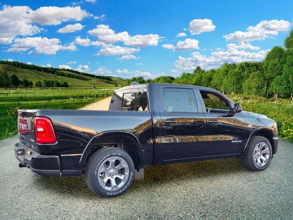 New 2026 Diamond Black Crystal Pearl-Coat Exterior Paint RAM Big Horn/Lone Star image 6