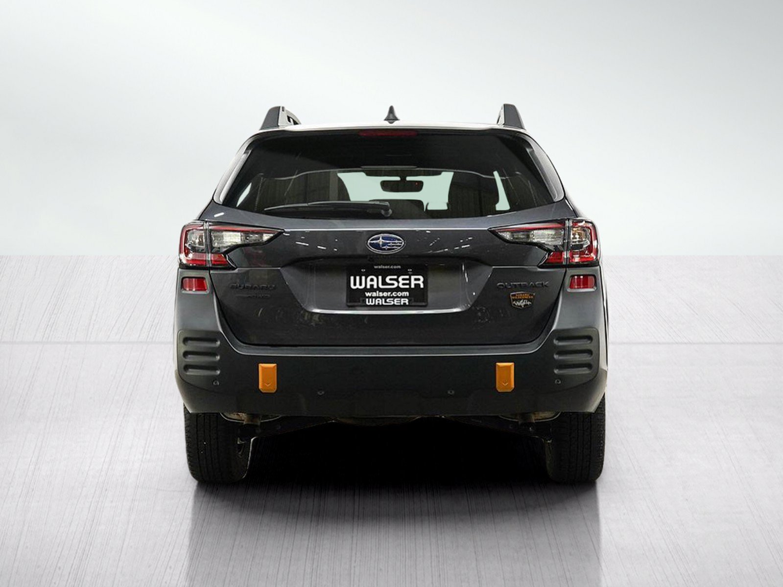 Used 2024 Magnetite Gray Metallic Subaru Wilderness image 4