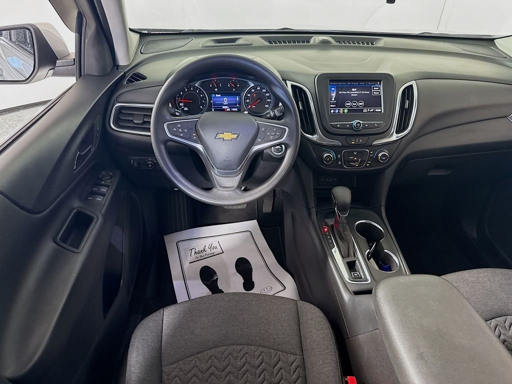 Used 2022 Silver Ice Metallic Chevrolet LT image 3