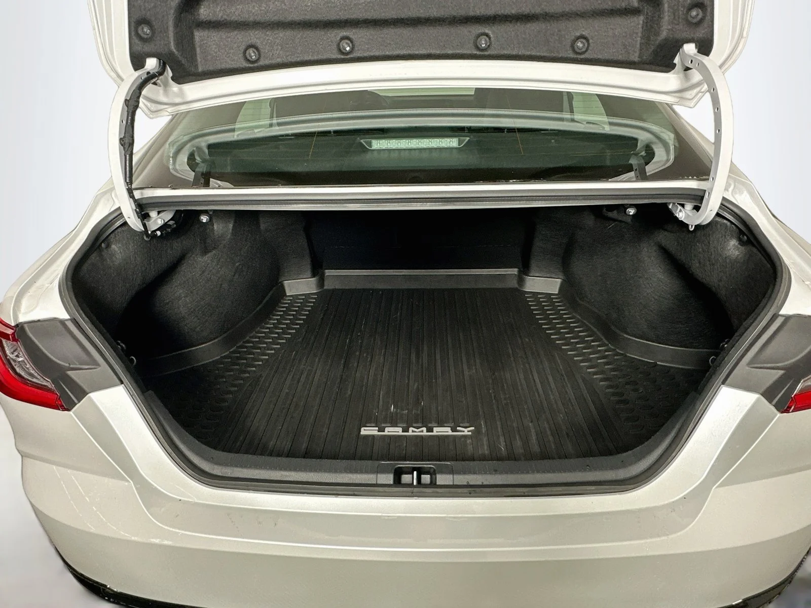 Certified Used 2025 Beige Toyota XLE image 26