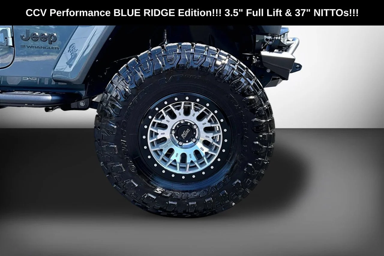 New 2026 Anvil Clear-Coat Exterior Paint Jeep Sahara image 33
