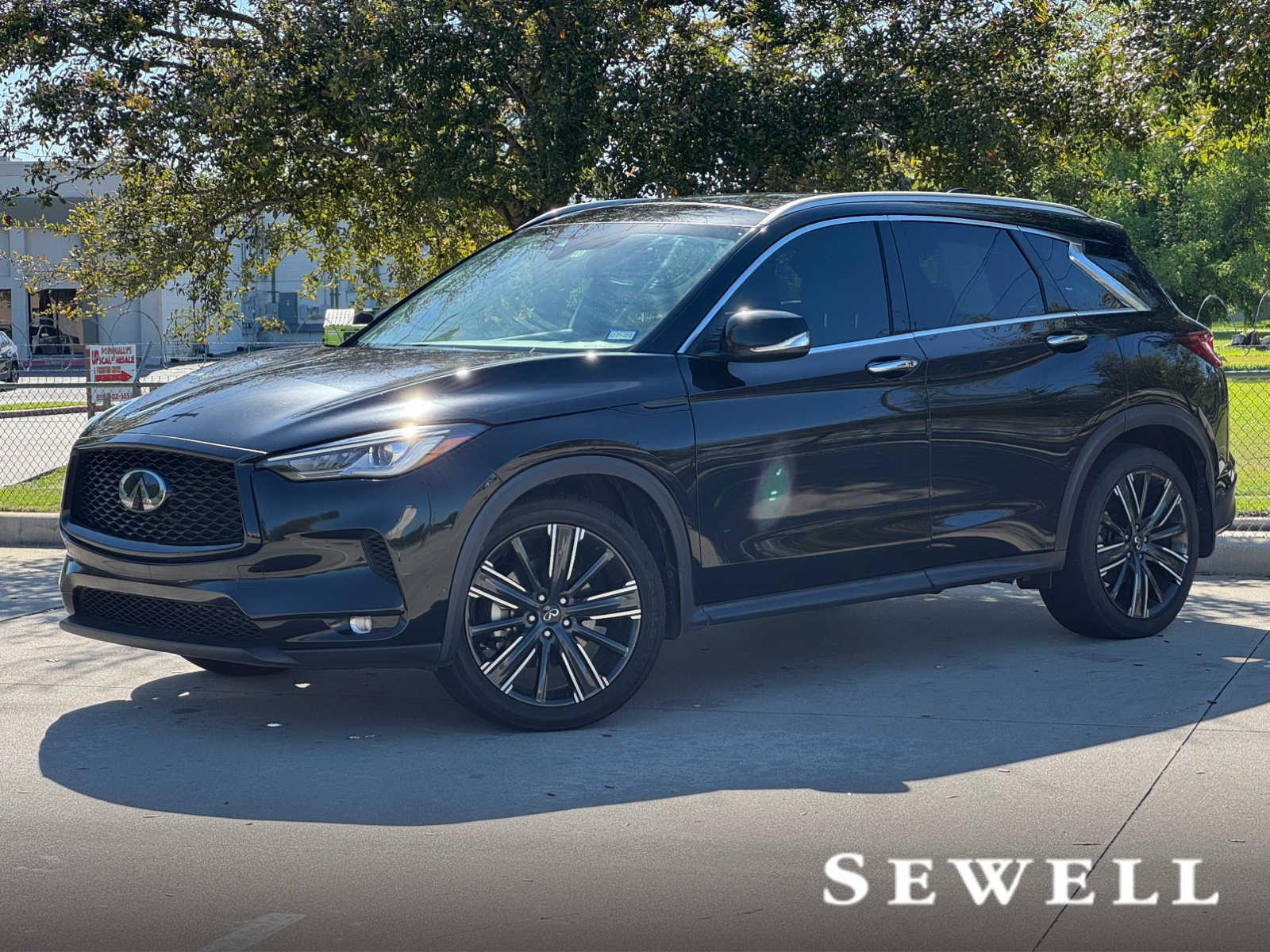 2022 INFINITI QX50 Luxe