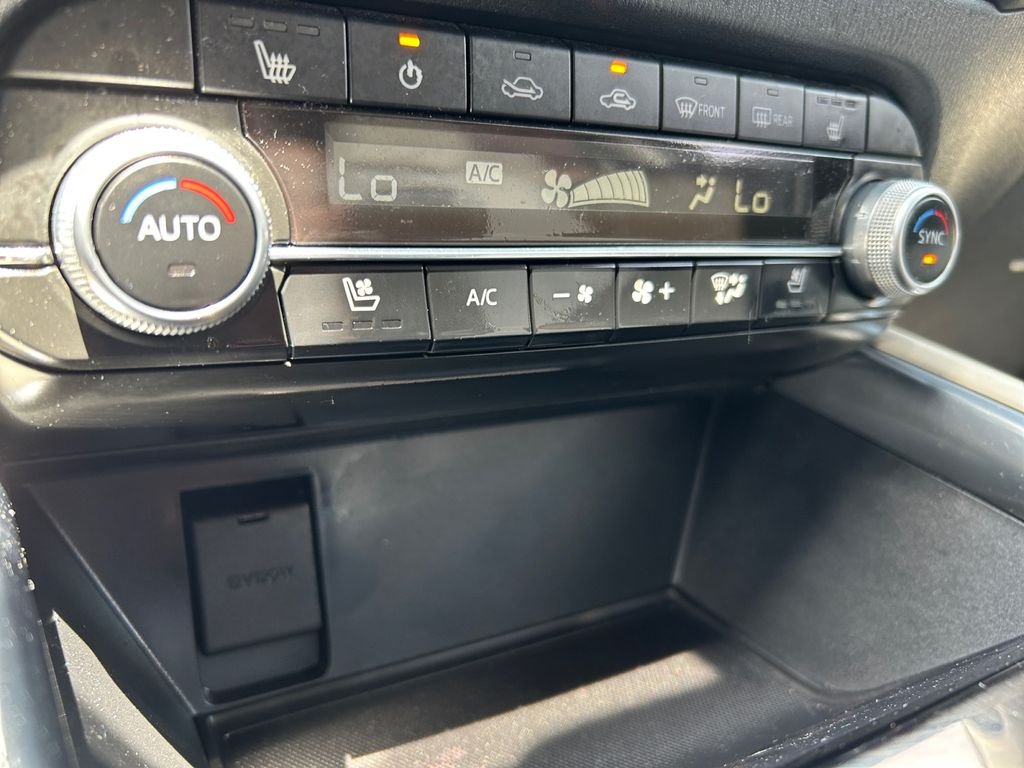 Used 2021 White Mazda Grand Touring image 30