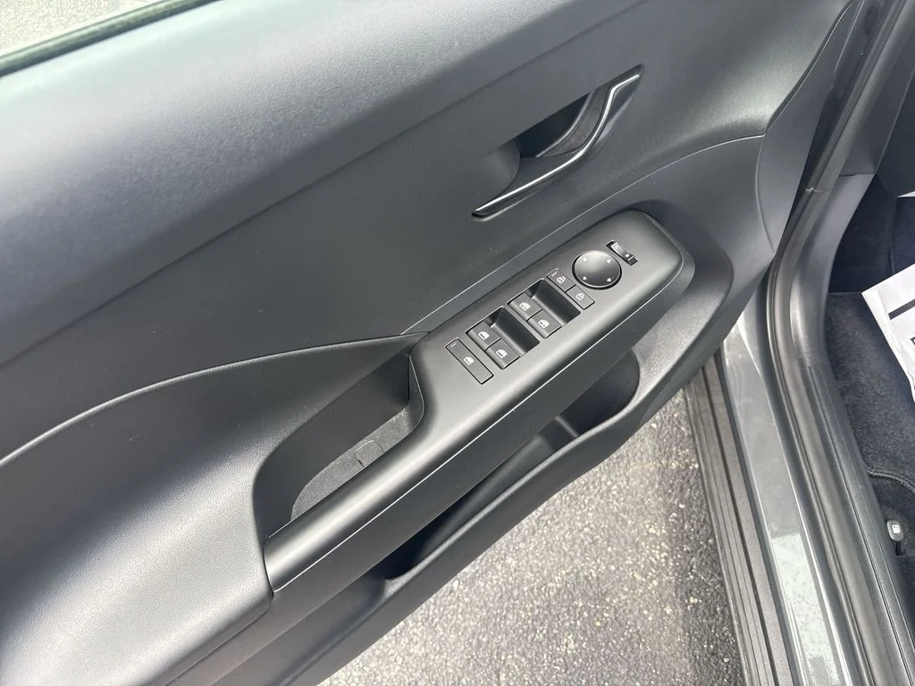 Used 2026 Gray Hyundai SEL Sport image 13