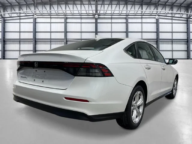 New 2026 Platinum White Pearl Honda LX image 6