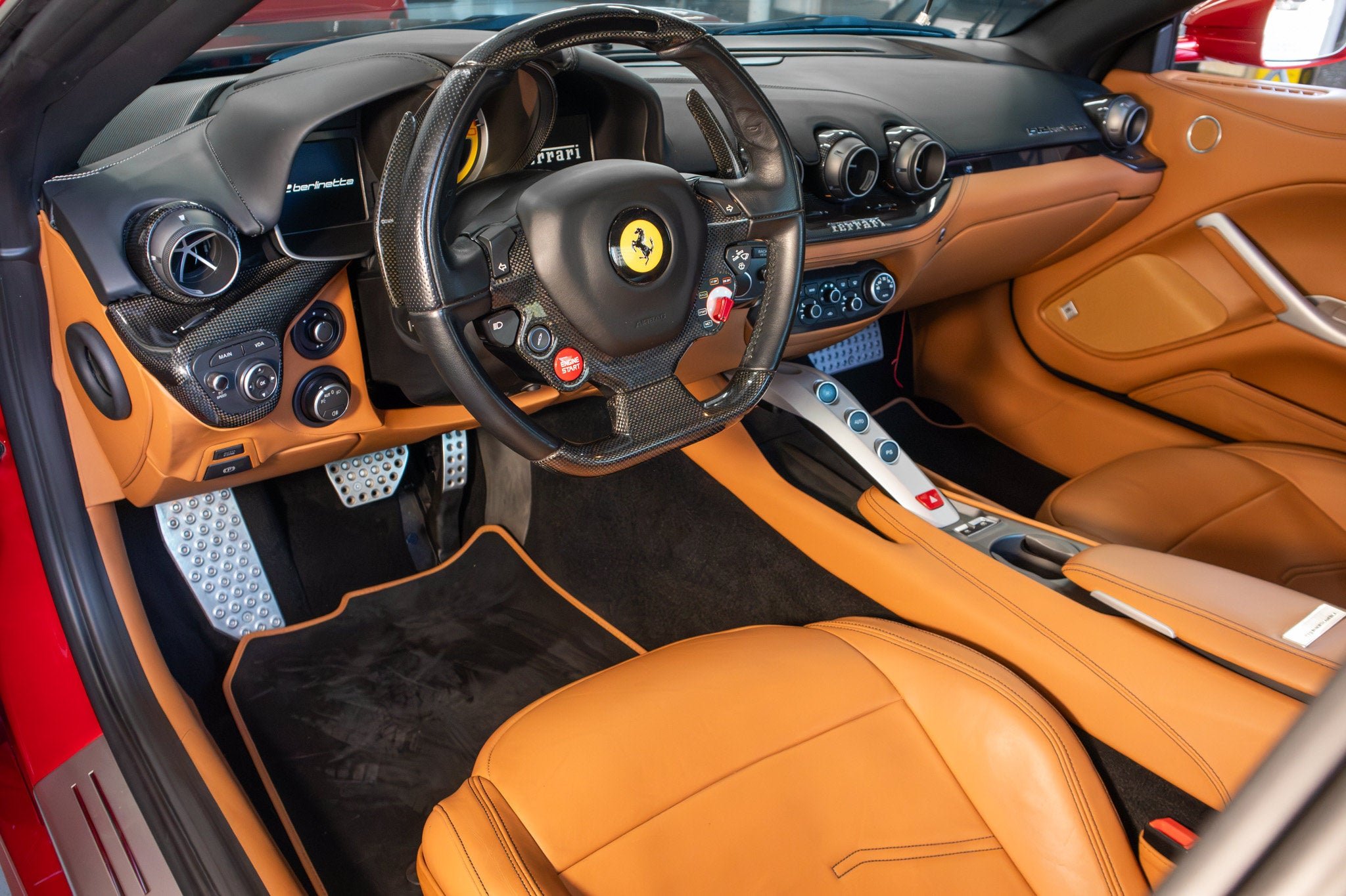 Used 2013 Rosso Berlinetta Ferrari  image 13