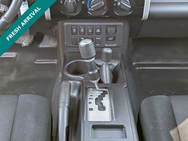 2010 Toyota FJ Cruiser Base - Photo 19