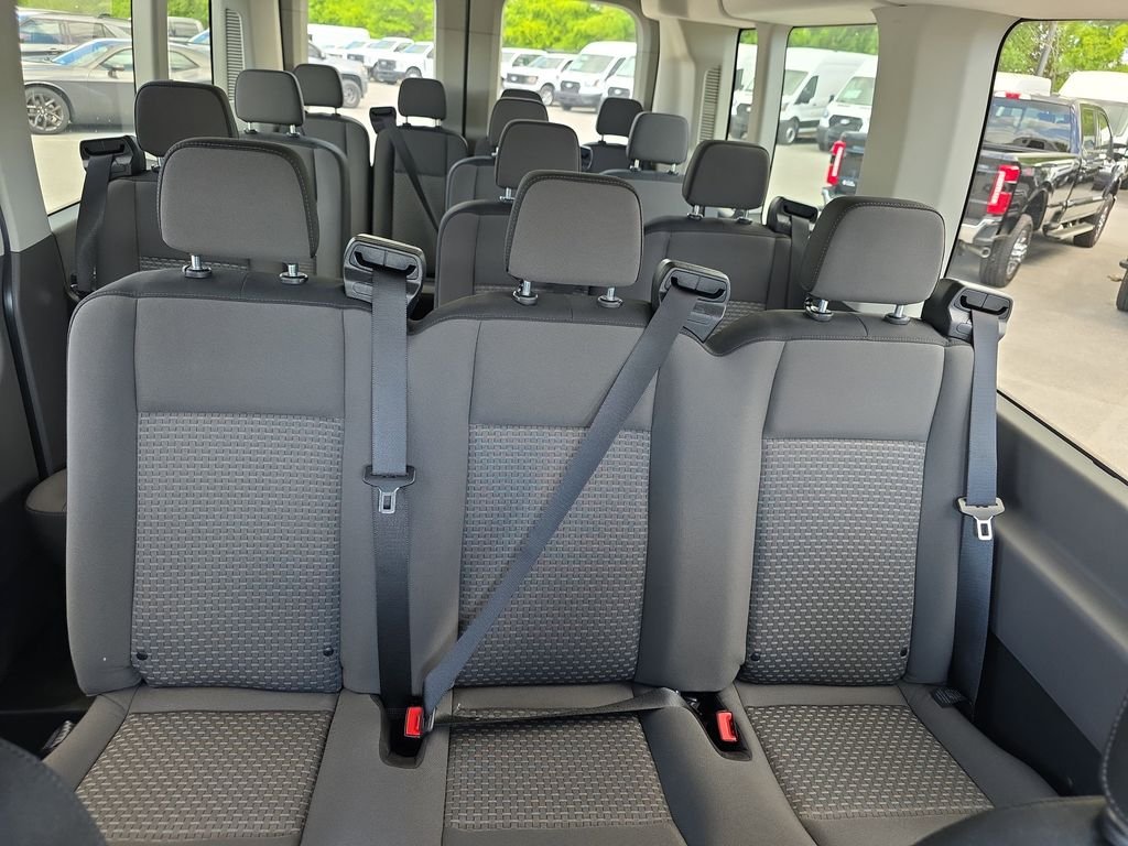 2025 Ford Transit Passenger Van XL - Photo 31