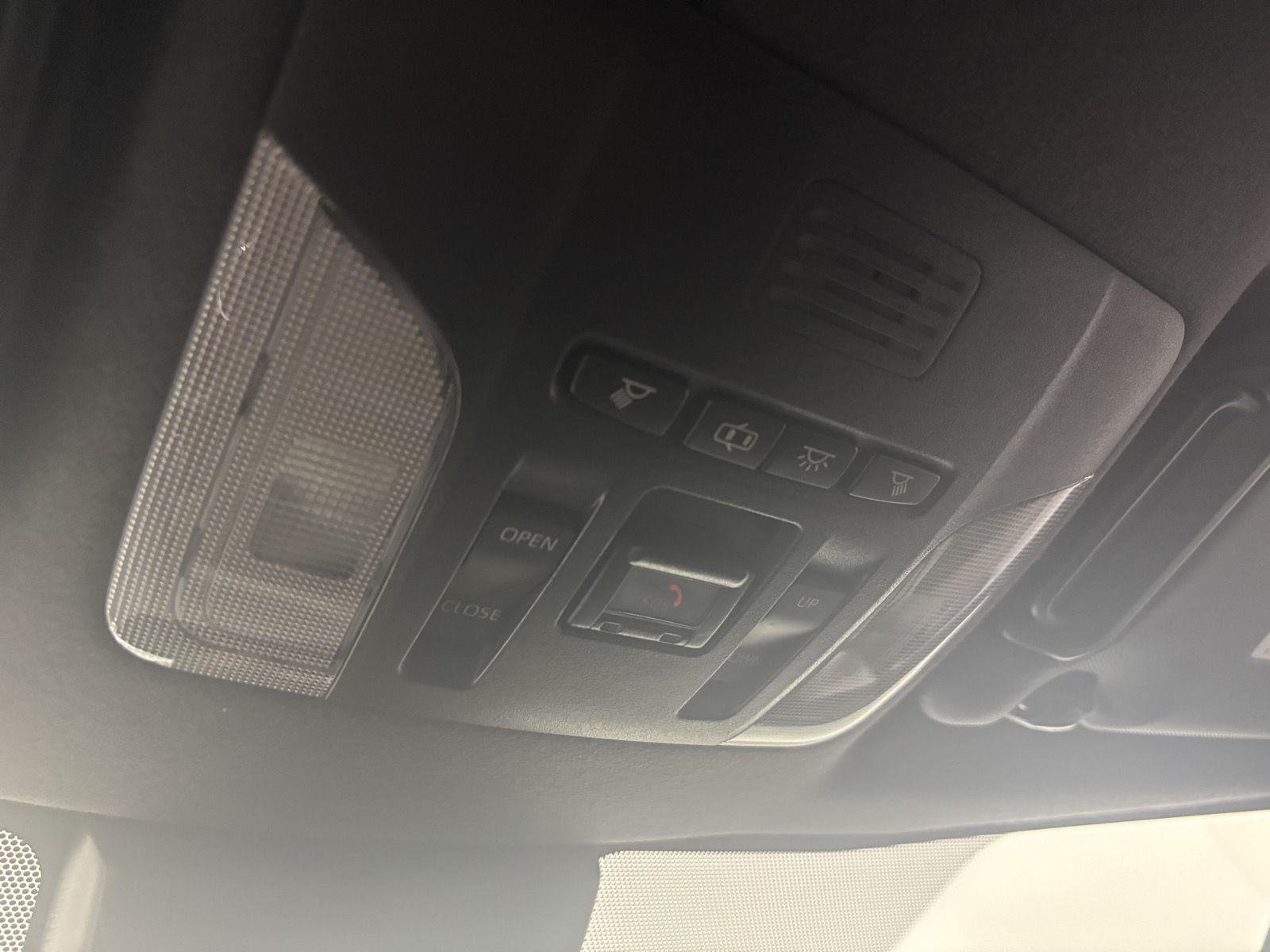 Certified Used 2022 Wind Chill Pearl Toyota SE image 22
