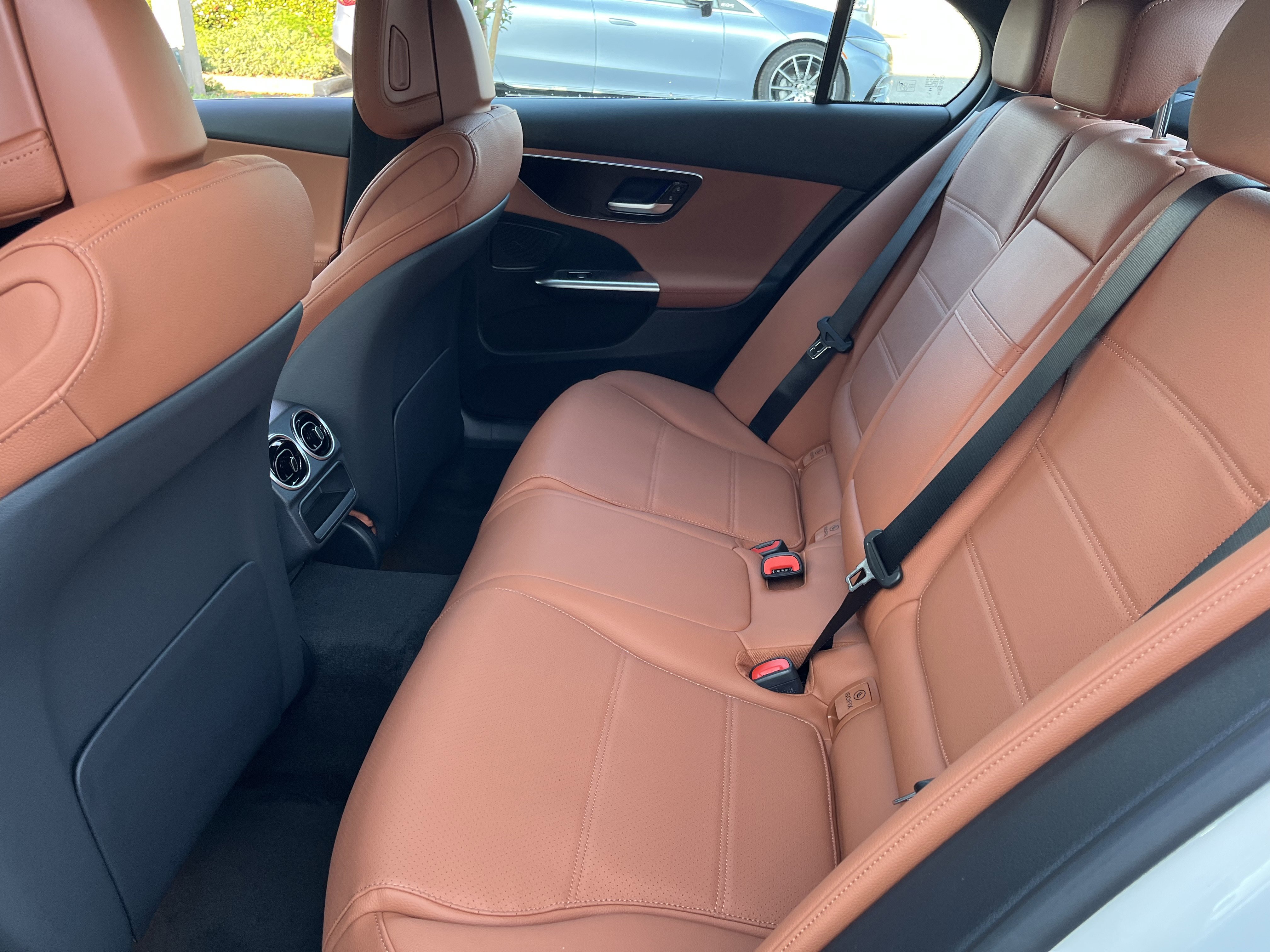 New 2026 POLAR WHITE Mercedes-Benz C 300 image 17