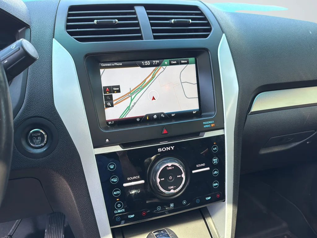 Used 2014 Silver Ford Sport image 21