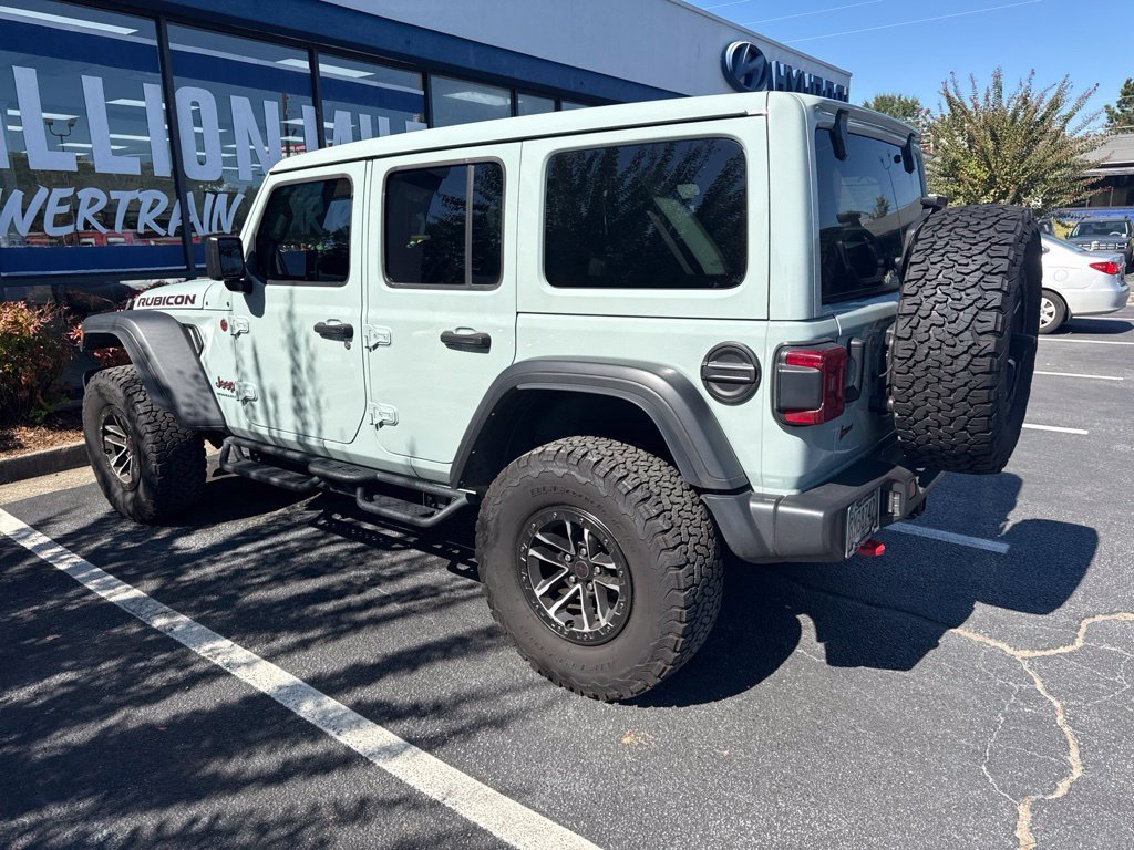 Used 2024 Gray Jeep Rubicon image 2