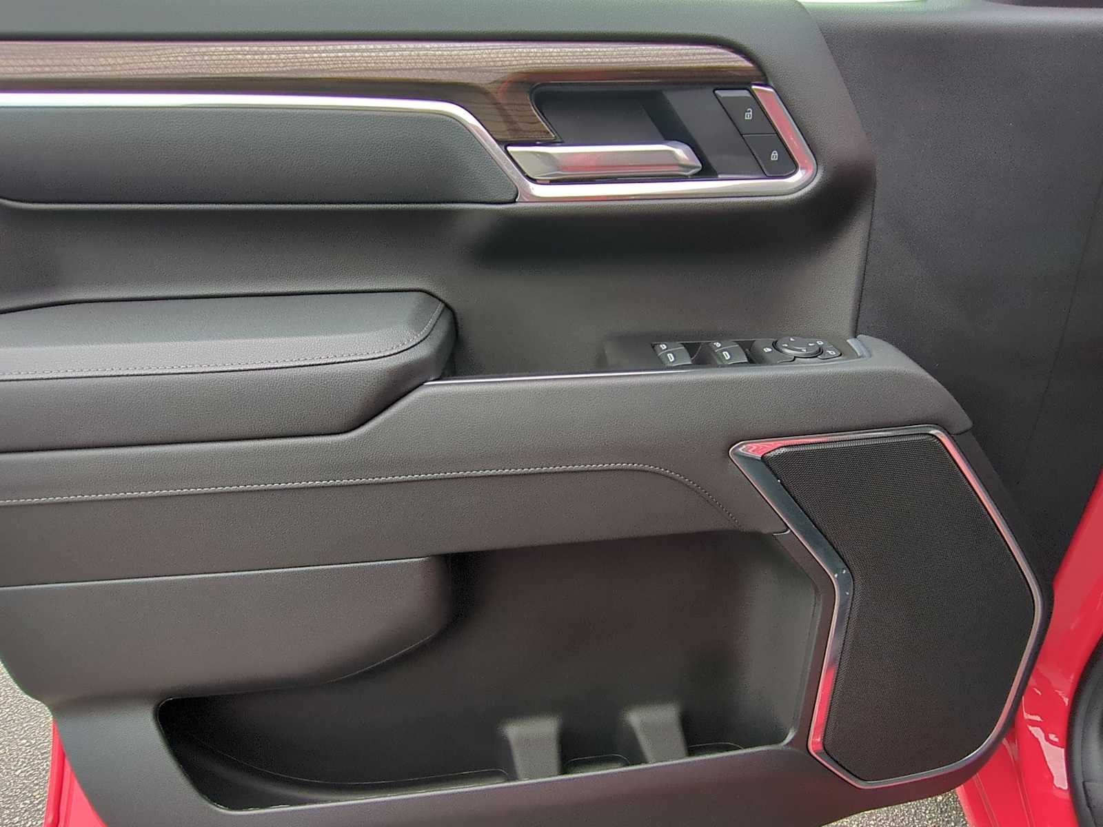 New 2026 Red Hot Chevrolet LT (2FL) image 10