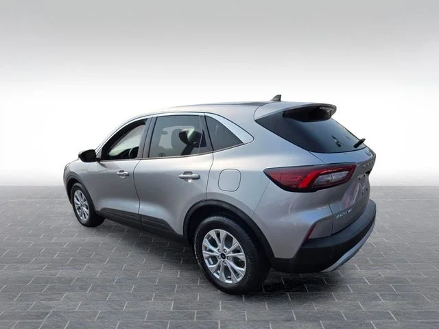 Used 2023 Silver Ford Active image 5
