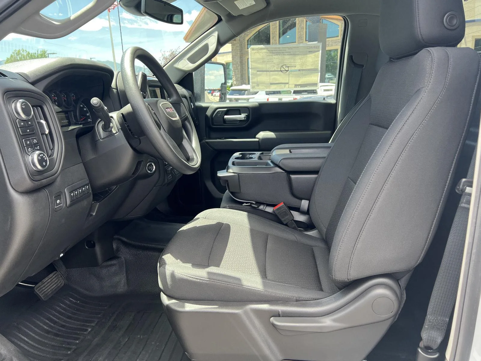 2025 GMC Sierra 3500HD Pro - Photo 17