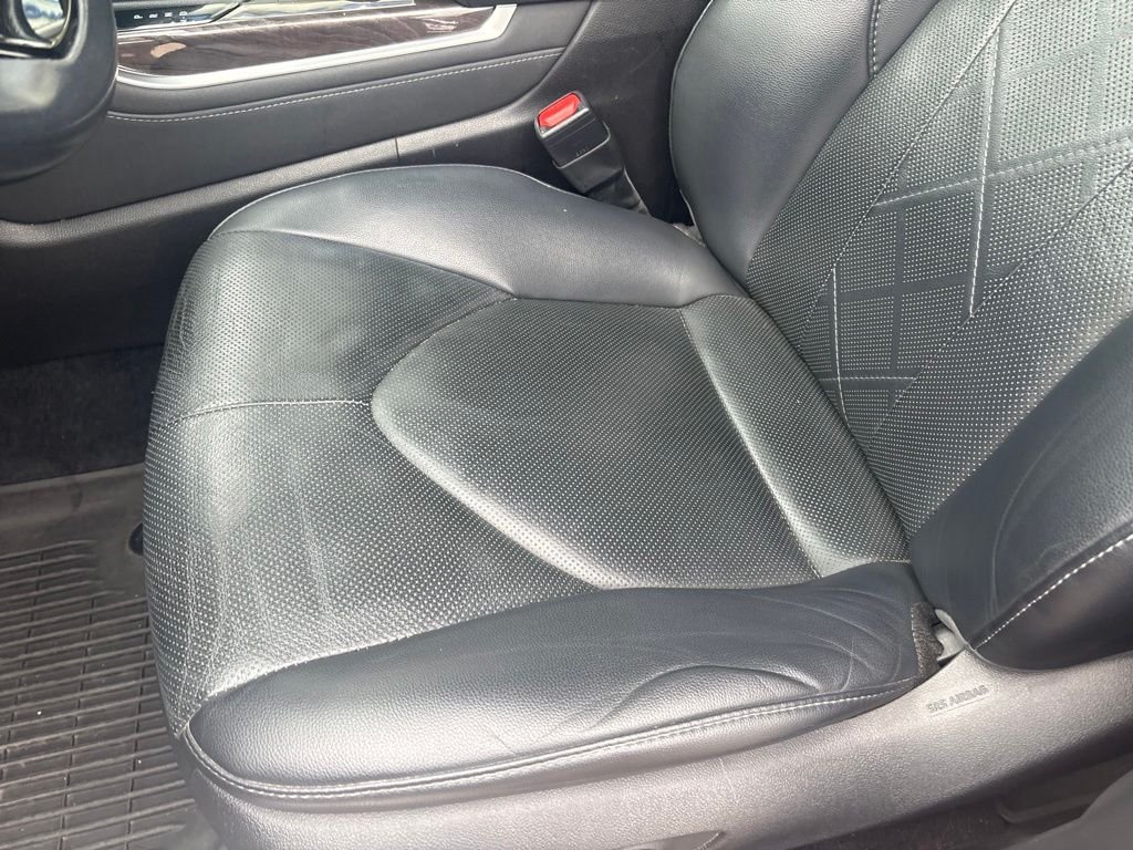Used 2020 Pearl Toyota Platinum image 13