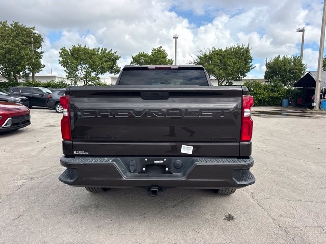 Used 2022 Brown Chevrolet Custom image 5