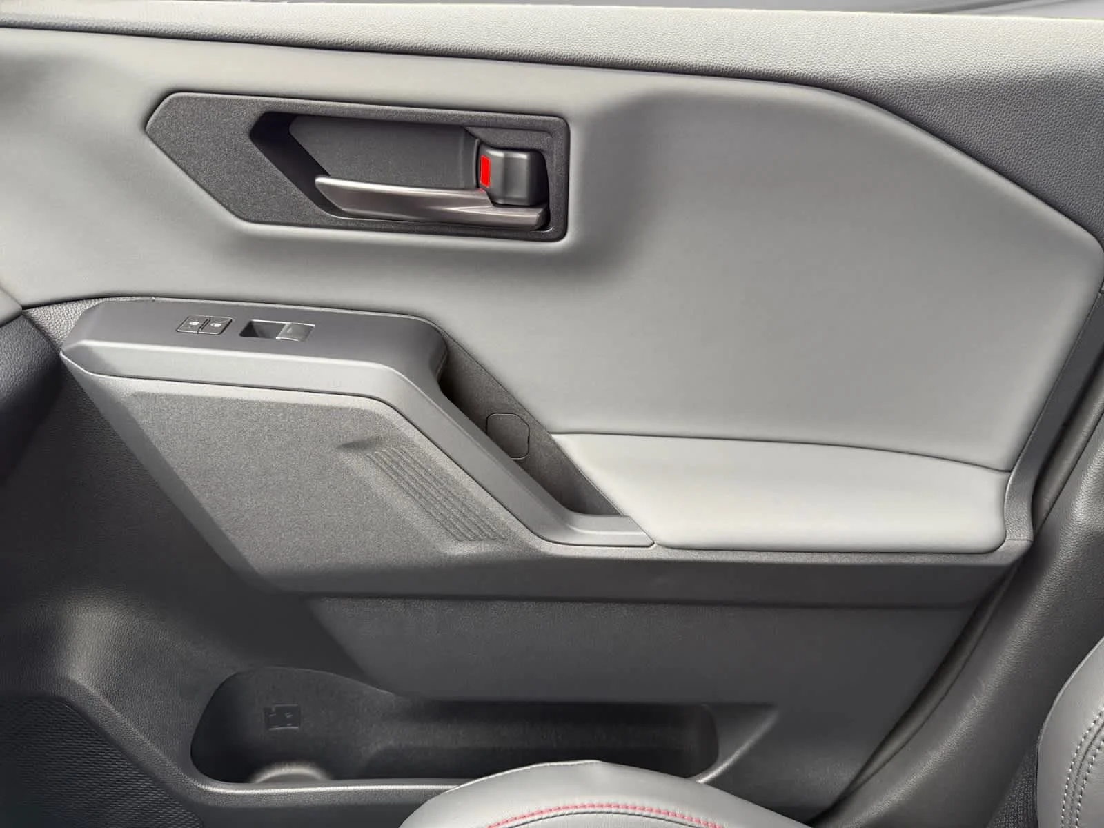 2026 Toyota RAV4 Plug-in Hybrid GR Sport - Photo 20