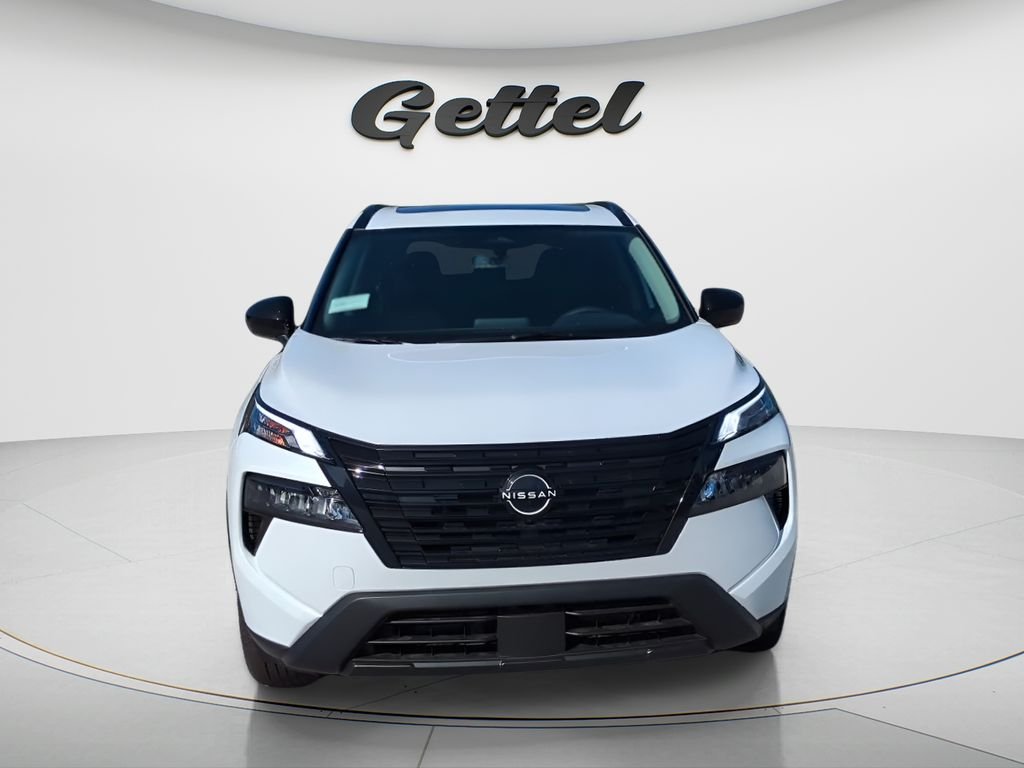 New 2026 Everest White Pearl TriCoat Nissan Dark Armor™ image 4