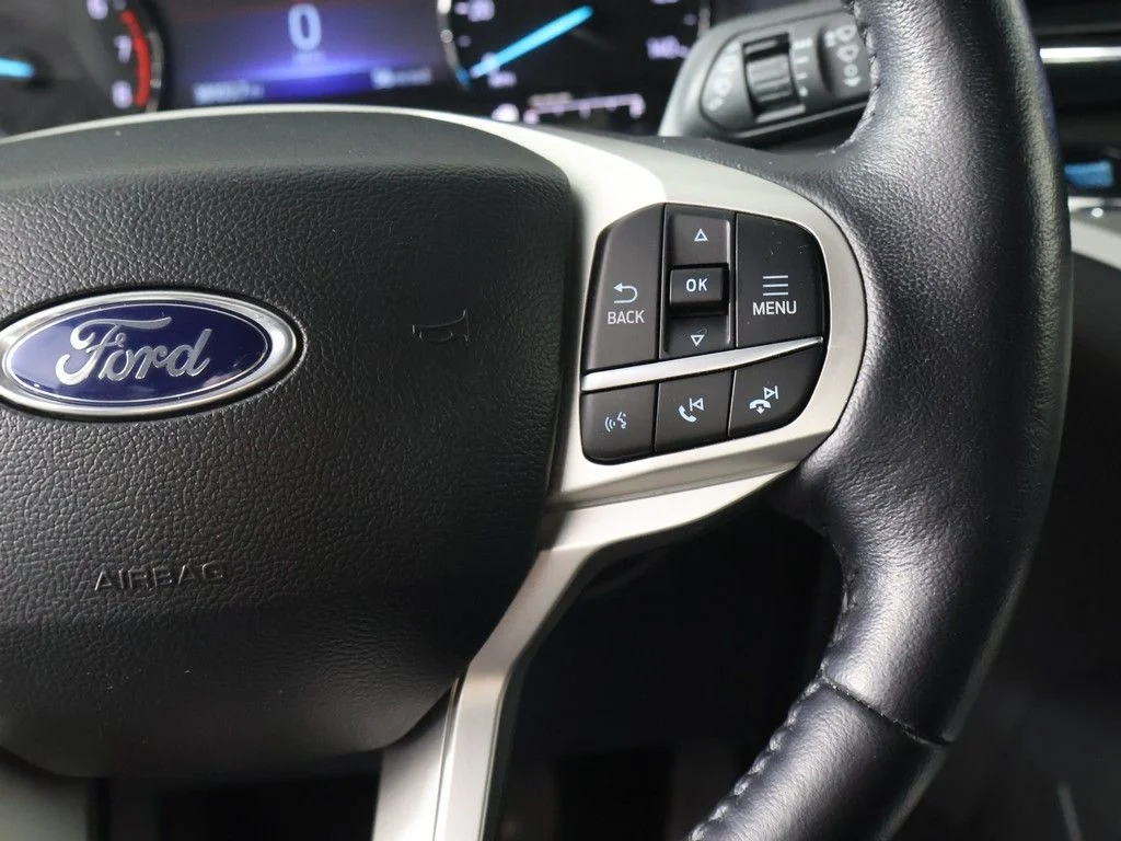 Used 2023 Blue Ford XLT image 41