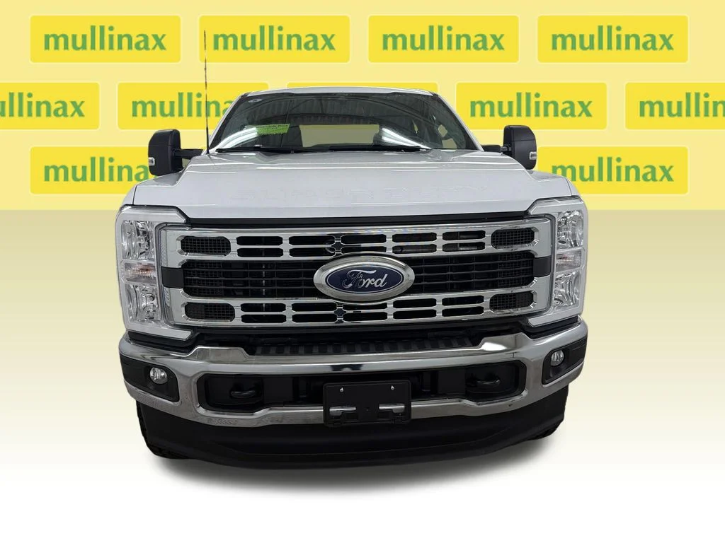 Used 2025 White Ford XLT image 14
