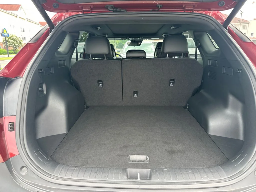 Certified Used 2025 Red Kia X-Line image 18