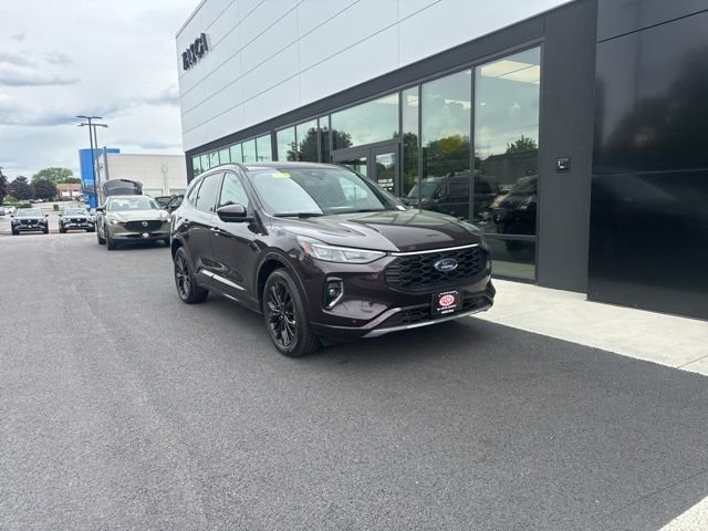 2023 Ford Escape ST-Line Elite
