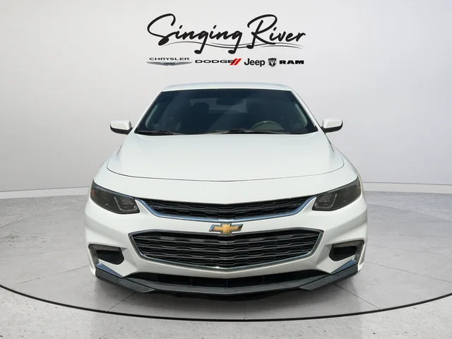 Used 2018 Chevrolet Malibu 1LT with VIN 1G1ZD5ST8JF259567 for sale in Florence, AL