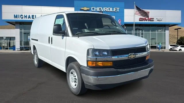 2025 Chevrolet Express 2500 Work Van HD's photo