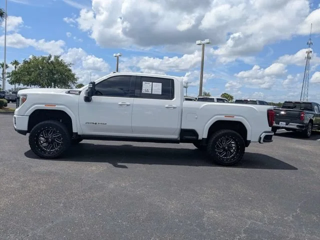 Used 2022 Summit White GMC AT4 image 6