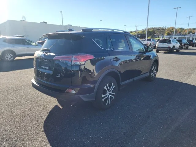 Used 2016 Black Toyota LE image 5