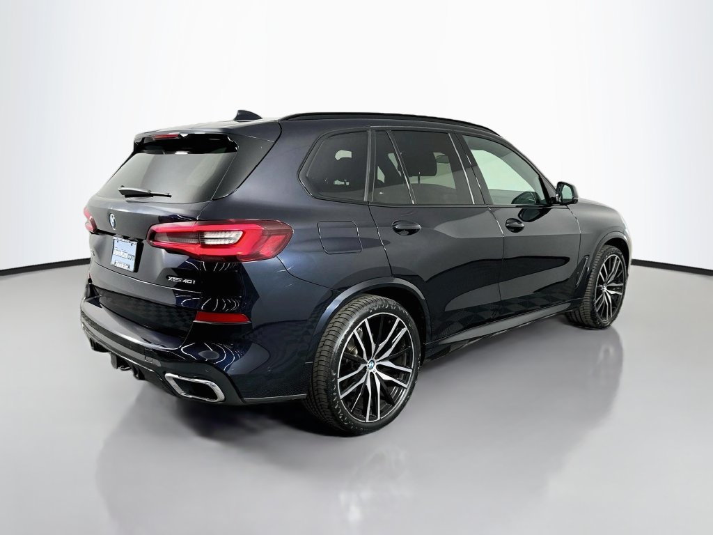 Used 2021 Carbon Black Metallic BMW xDrive40i image 8