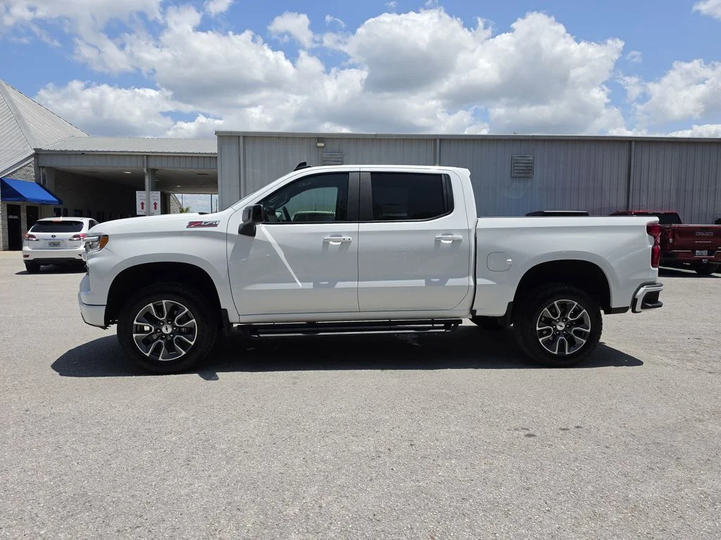 Certified Used 2024 Summit White Chevrolet RST image 6