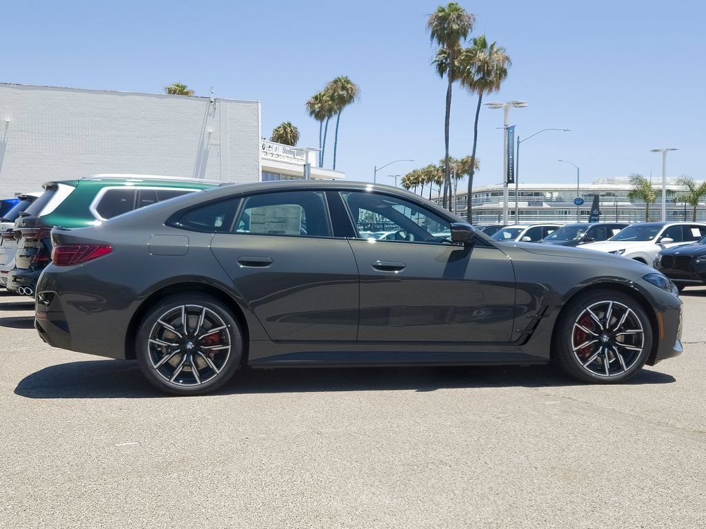 New 2026 Dravit Grey Metallic BMW eDrive40 image 4
