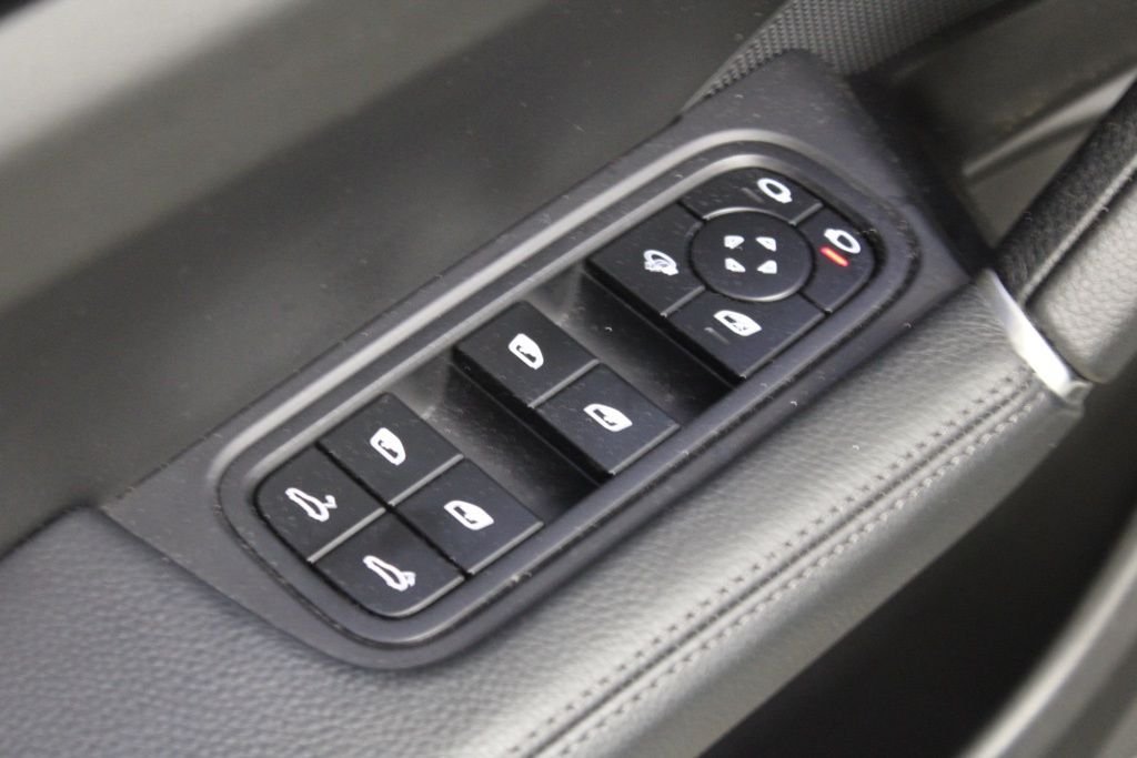 Used 2023 White Porsche S Platinum Edition image 19