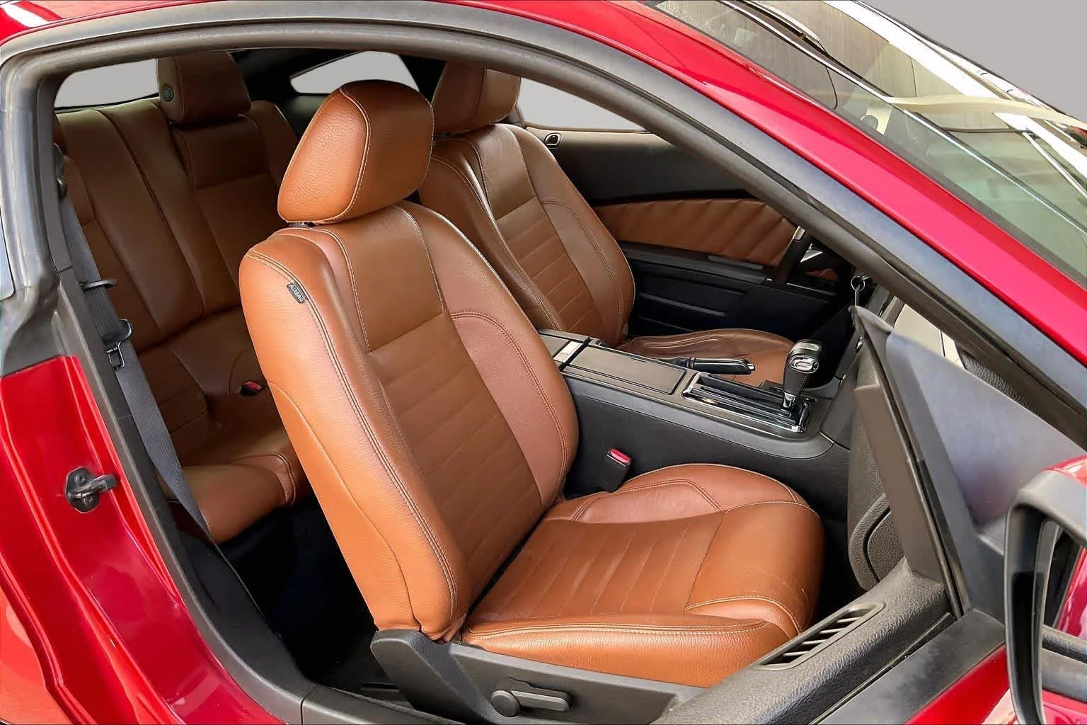 Used 2011 Red Candy Metallic Tinted Clearcoat Ford GT Premium image 7