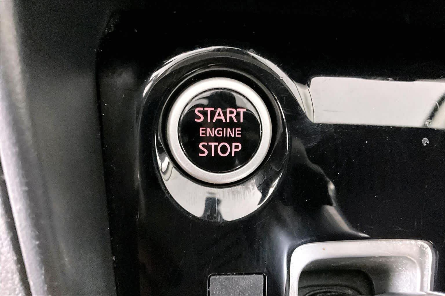 Used 2021 Super Black Nissan SV image 31