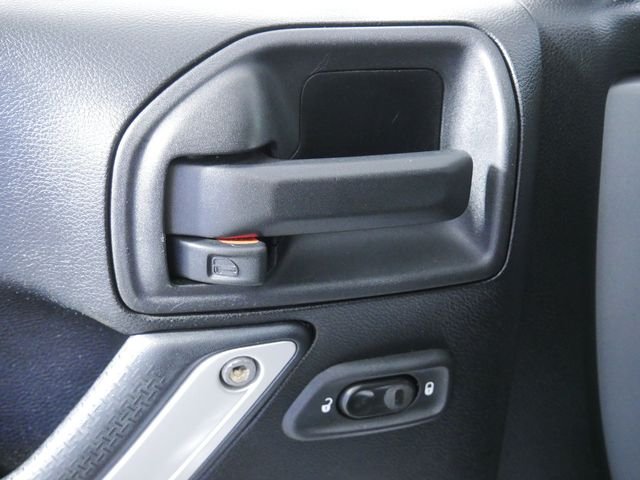 Used 2014 Gray Jeep Unlimited Rubicon image 23