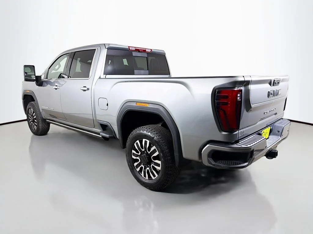 Used 2025 Silver GMC Denali Ultimate image 8