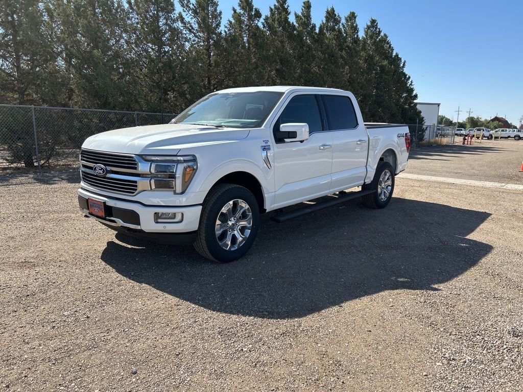 New 2026 Star White Metallic Tri-Coat Ford Platinum image 1