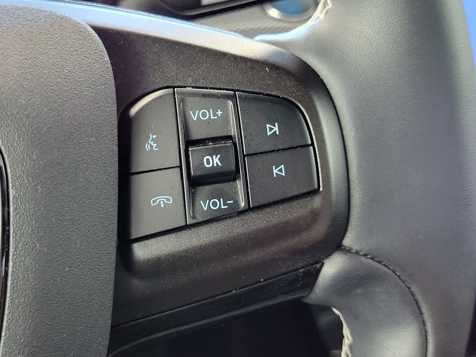 Used 2024 Black Ford GT image 18