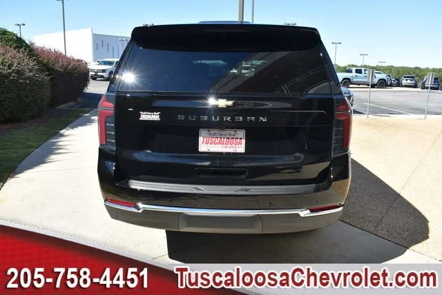 2026 Chevrolet Suburban LS - Photo 8