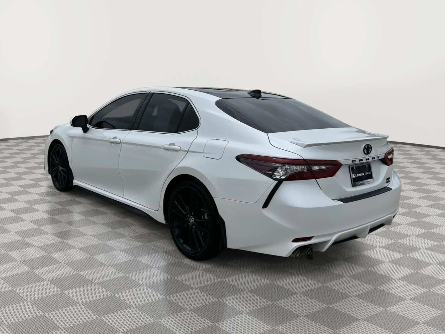 Used 2023 Wind Chill Pearl Toyota XSE image 7