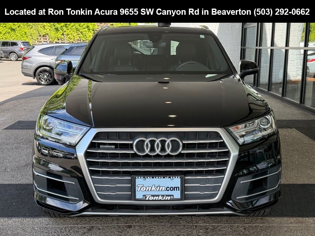 Used 2019 Night Black Audi 55 Premium image 3