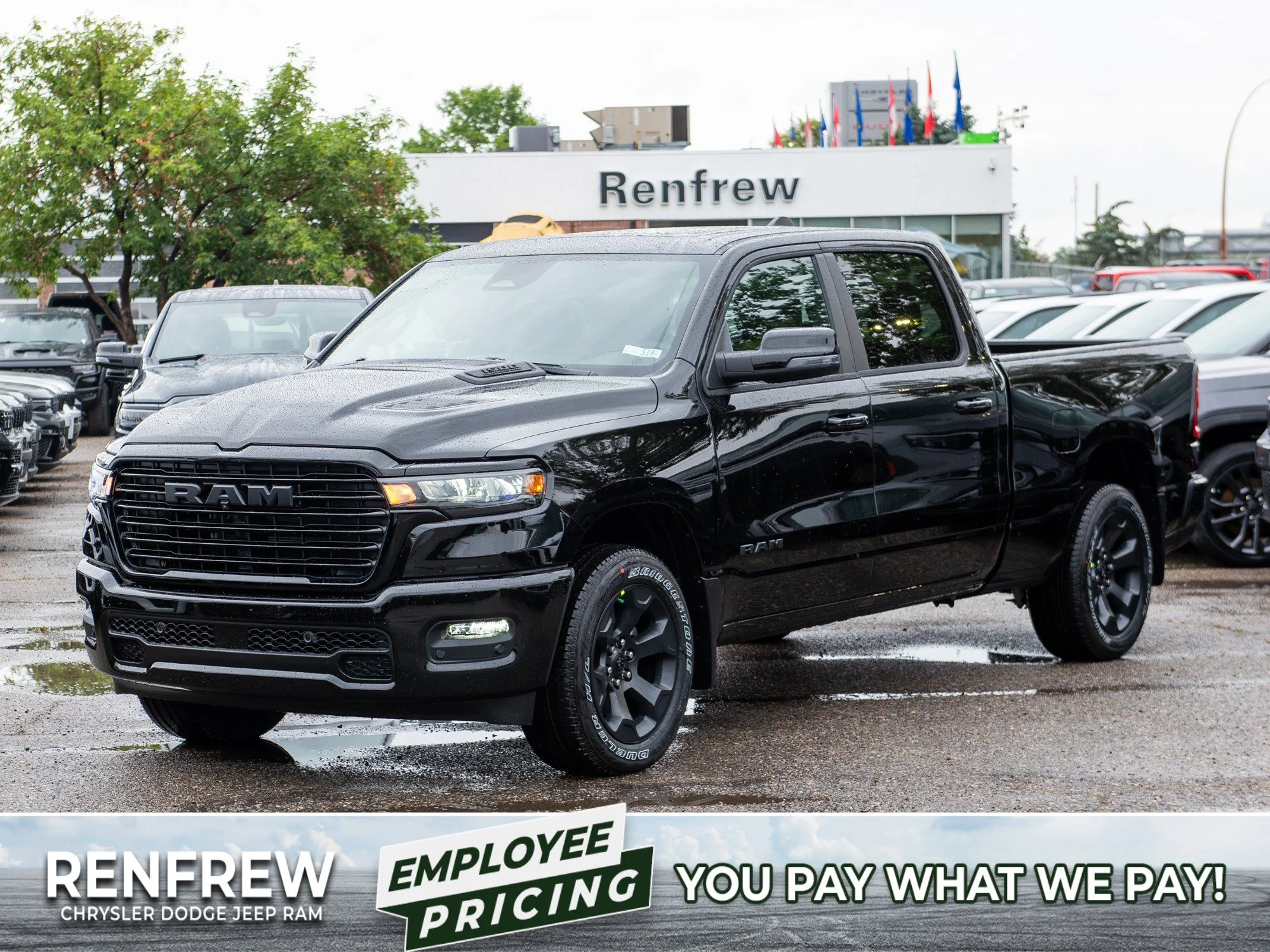 New 2026 Black RAM Sport* Crew Cab 4x4, Panoramic Sunroof, Heated Seats/Wheel, Nav image 1